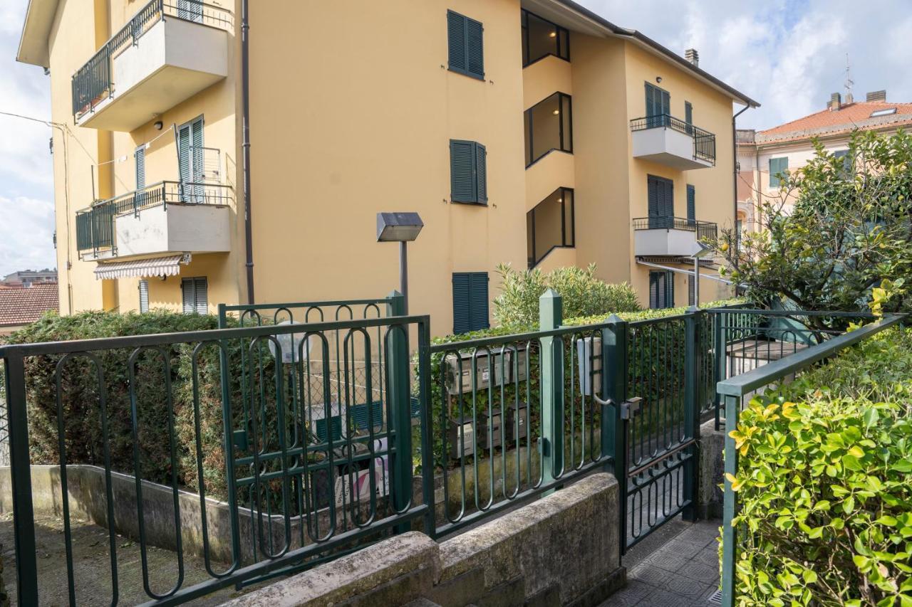 022 - Appartamento Segesta, 400 Metri Dal Mare Con Giardino E Terrazzo Sestri Levante Luaran gambar
