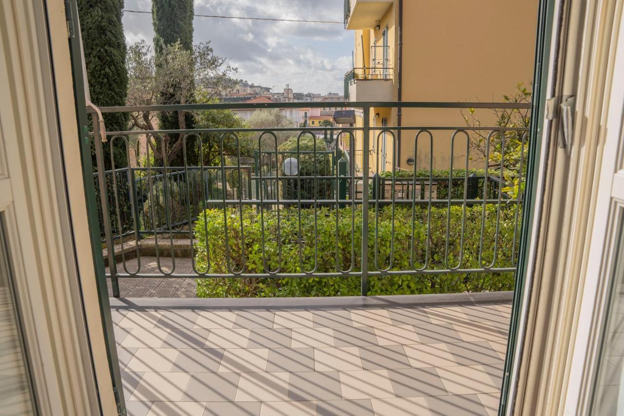 022 - Appartamento Segesta, 400 Metri Dal Mare Con Giardino E Terrazzo Sestri Levante Luaran gambar